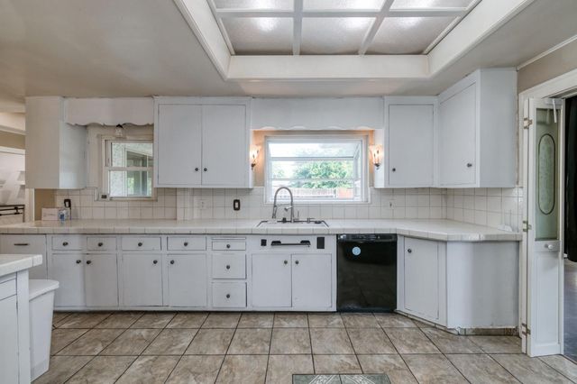 1407 E Princeton Avenue, Fresno, CA 93704