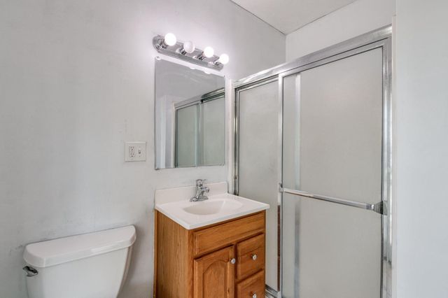 1407 E Princeton Avenue, Fresno, CA 93704