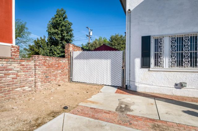 1407 E Princeton Avenue, Fresno, CA 93704