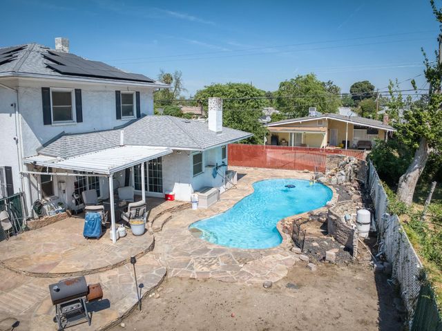 1407 E Princeton Avenue, Fresno, CA 93704