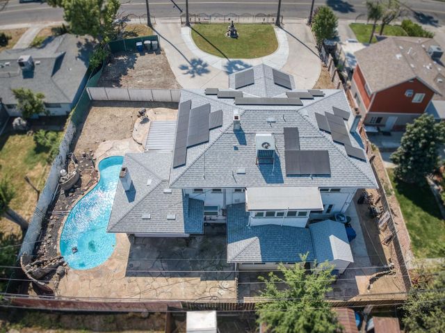 1407 E Princeton Avenue, Fresno, CA 93704