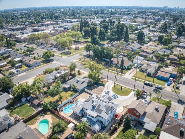 1407 E Princeton Avenue, Fresno, CA 93704