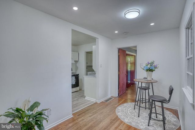2481 N DUPONT PKWY, Middletown, DE 19709