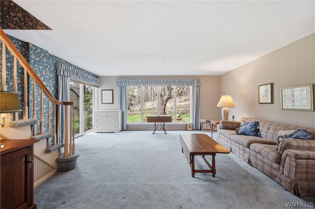 9832 East Holland Road, Holland, NY 14080