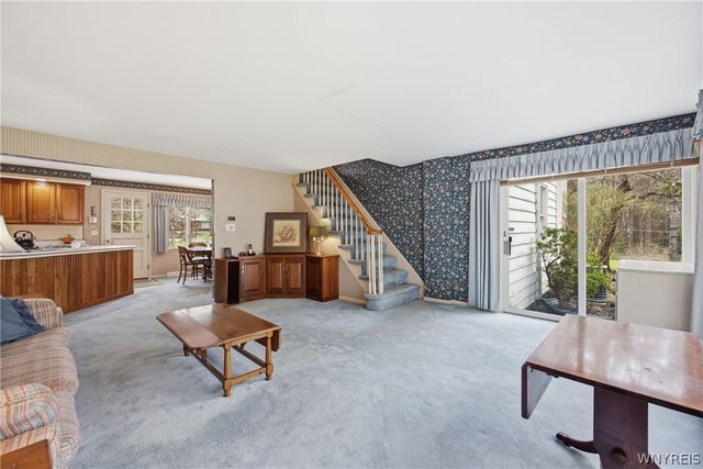 9832 East Holland Road, Holland, NY 14080