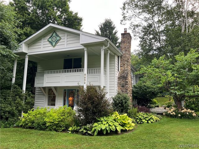 9832 East Holland Road, Holland, NY 14080