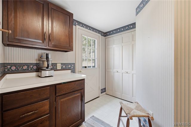 9832 East Holland Road, Holland, NY 14080