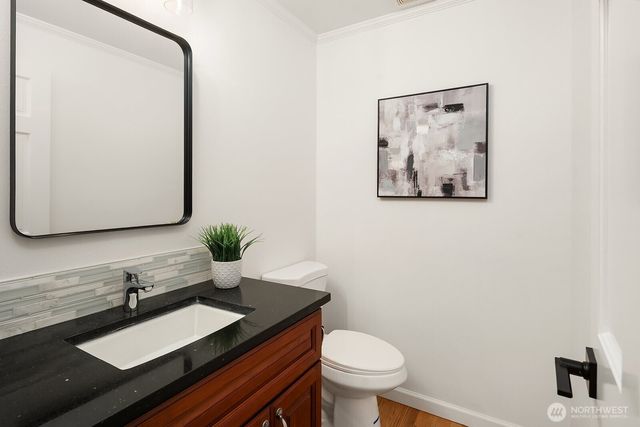 23203 NE 18th Place, Sammamish, WA 98074