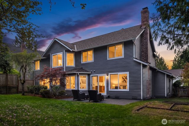23203 NE 18th Place, Sammamish, WA 98074