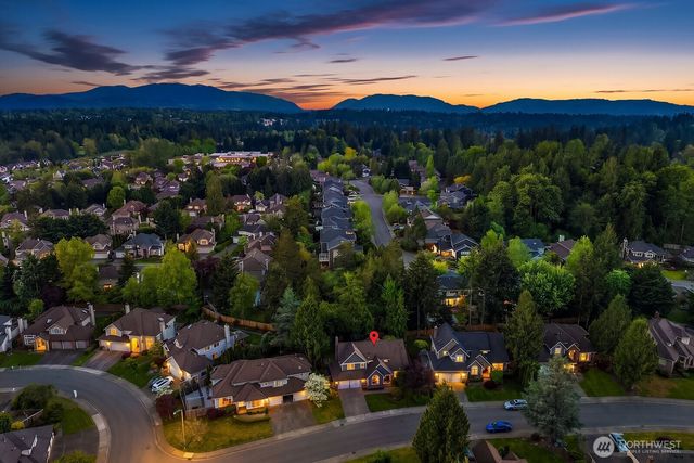 23203 NE 18th Place, Sammamish, WA 98074