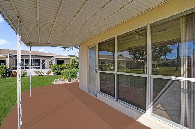 8914 Belle Aire Dr, Boca Raton, FL 33433