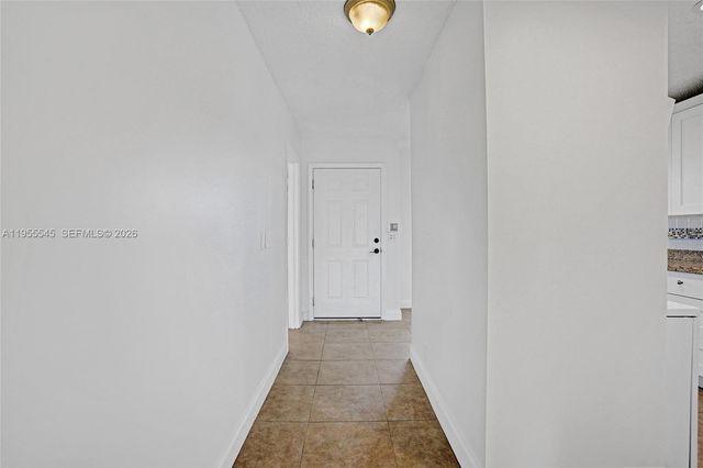 8914 Belle Aire Dr, Boca Raton, FL 33433