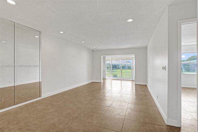 8914 Belle Aire Dr, Boca Raton, FL 33433