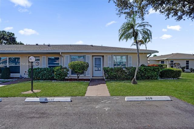 8914 Belle Aire Dr, Boca Raton, FL 33433