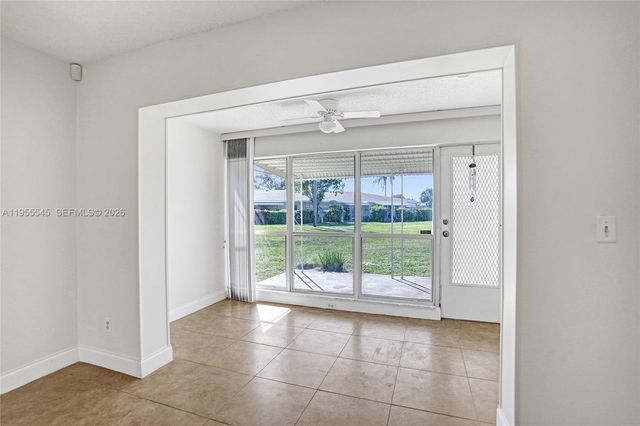 8914 Belle Aire Dr, Boca Raton, FL 33433