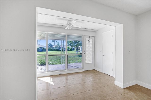 8914 Belle Aire Dr, Boca Raton, FL 33433