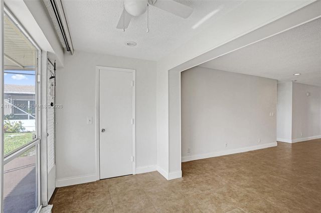 8914 Belle Aire Dr, Boca Raton, FL 33433