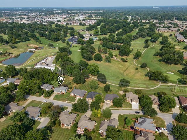 4544 S Holland Avenue, Springfield, MO 65810