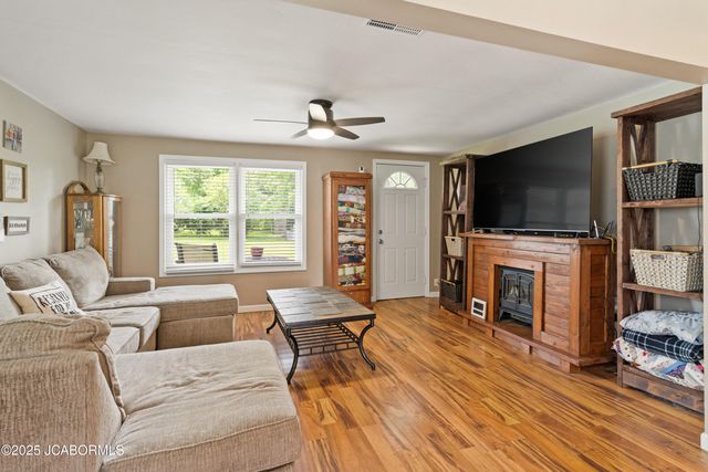 105 W JOHNSON AVENUE, Ashland, MO 65010