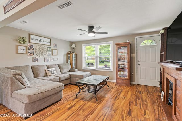 105 W JOHNSON AVENUE, Ashland, MO 65010
