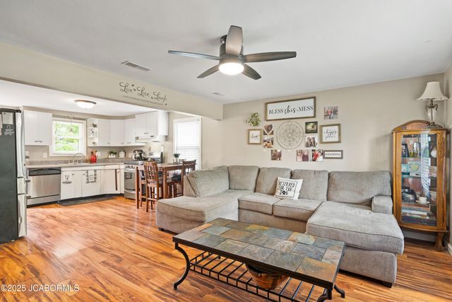 105 W JOHNSON AVENUE, Ashland, MO 65010