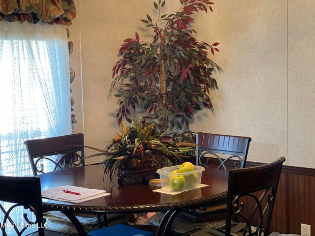 6193 Marianna Road, Holly Springs, MS 38635