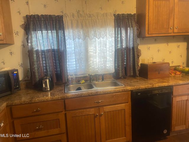 6193 Marianna Road, Holly Springs, MS 38635