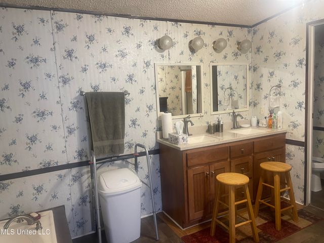 6193 Marianna Road, Holly Springs, MS 38635