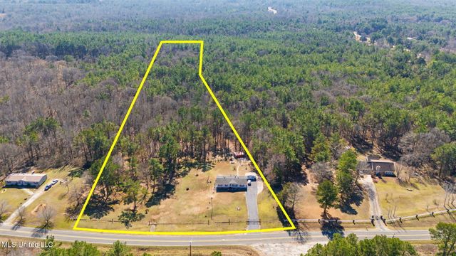 6193 Marianna Road, Holly Springs, MS 38635