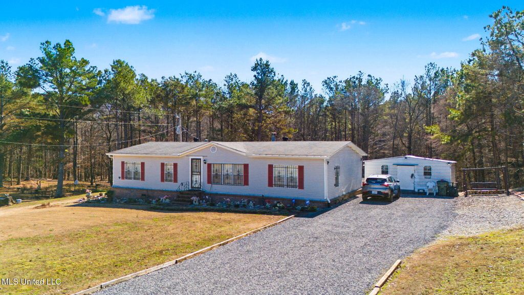 6193 Marianna Road, Holly Springs, MS 38635