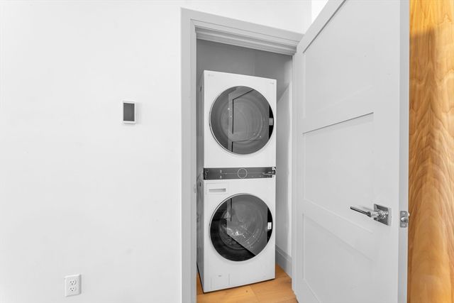 34 Oak Street 103, Boston, MA 02136