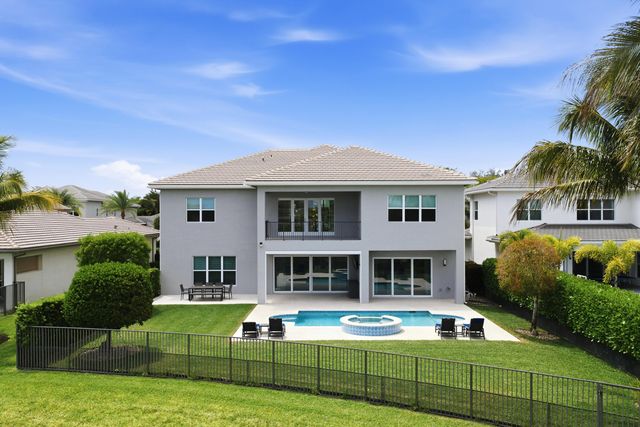 11823 Windy Forest Way, Boca Raton, FL 33498