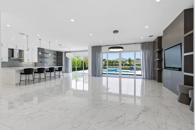 11823 Windy Forest Way, Boca Raton, FL 33498