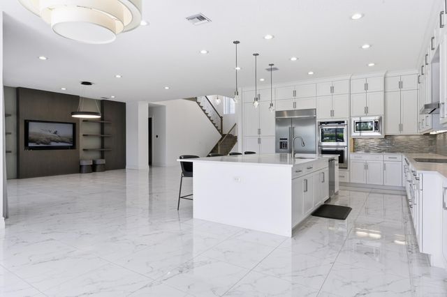 11823 Windy Forest Way, Boca Raton, FL 33498