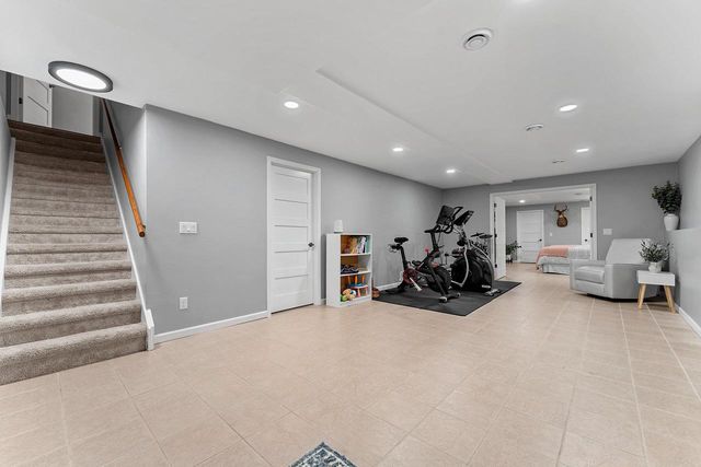 5865 CLOVER VALLEY DRIVE, New Franken, WI 54229