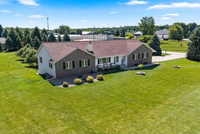 5865 CLOVER VALLEY DRIVE, New Franken, WI 54229
