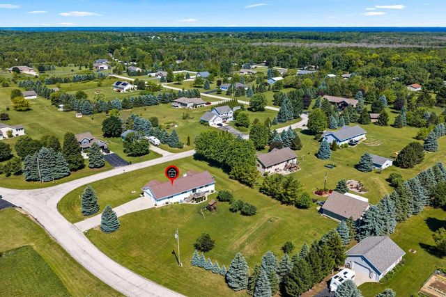 5865 CLOVER VALLEY DRIVE, New Franken, WI 54229