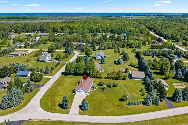 5865 CLOVER VALLEY DRIVE, New Franken, WI 54229