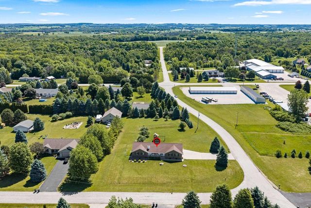 5865 CLOVER VALLEY DRIVE, New Franken, WI 54229