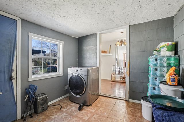 3737 Willing Avenue, Fort Worth, TX 76110