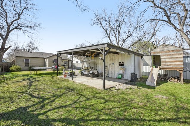 3737 Willing Avenue, Fort Worth, TX 76110
