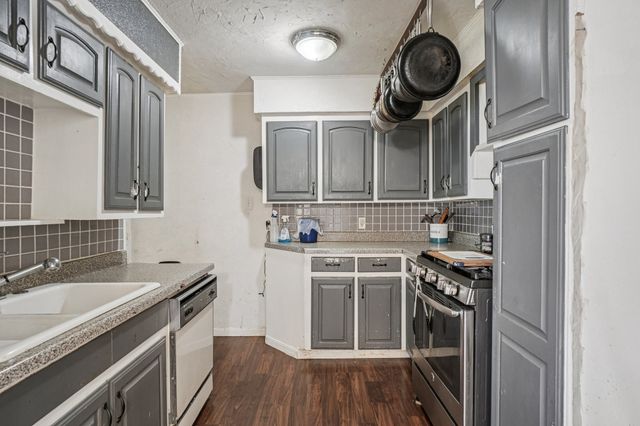 3737 Willing Avenue, Fort Worth, TX 76110