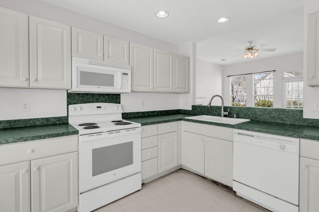 2717 Palmetto Hall Boulevard, Mount Pleasant, SC 29466