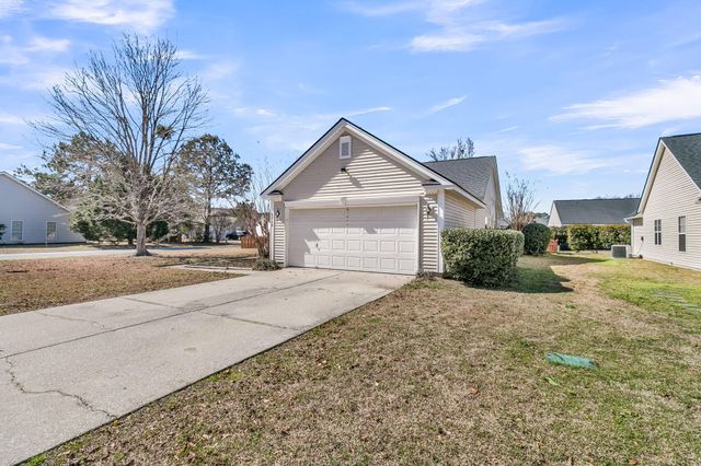 2717 Palmetto Hall Boulevard, Mount Pleasant, SC 29466