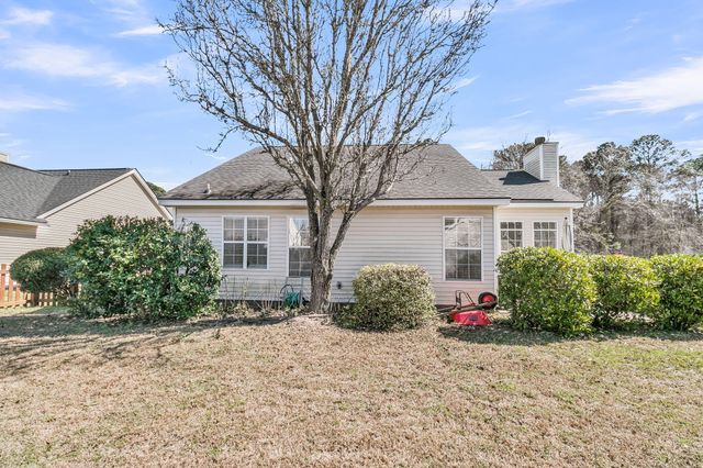 2717 Palmetto Hall Boulevard, Mount Pleasant, SC 29466