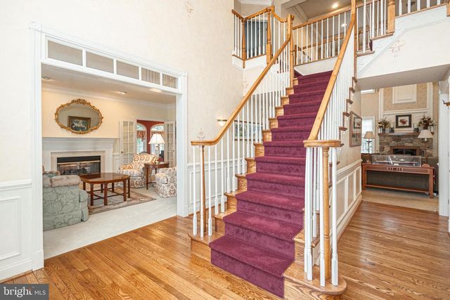 52 WOODSIDE LN, New Hope, PA 18938