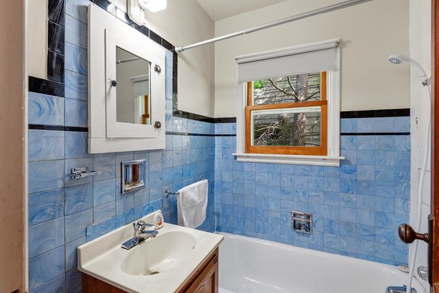 717 N University Avenue, Beaver Dam, WI 53916