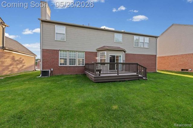 33868 Monterra Lane, Sterling Heights, MI 48312