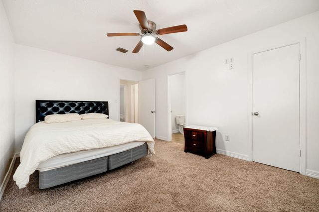 7272 Crownwest Street 7272, Houston, TX 77072