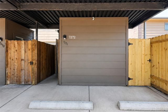 7272 Crownwest Street 7272, Houston, TX 77072